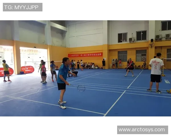 团结奋进上海羽毛球队展现团队协作的力量与精神