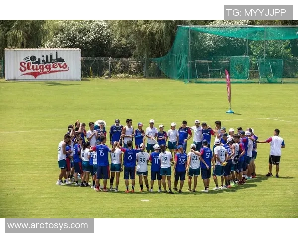 成都飞盘队与深圳飞盘队实力对比赛后分析与总结