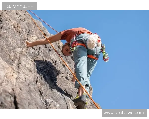 杭州攀岩队荣登全国攀岩团队协作排行榜第六名展现团队实力与默契 杭州攀岩队荣登全国攀岩团队协作排行榜第六名展现团队实力与默契