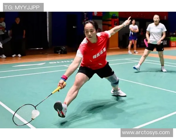 成都羽毛球队灵活性探讨与训练方法分析 成都羽毛球队灵活性探讨与训练方法分析